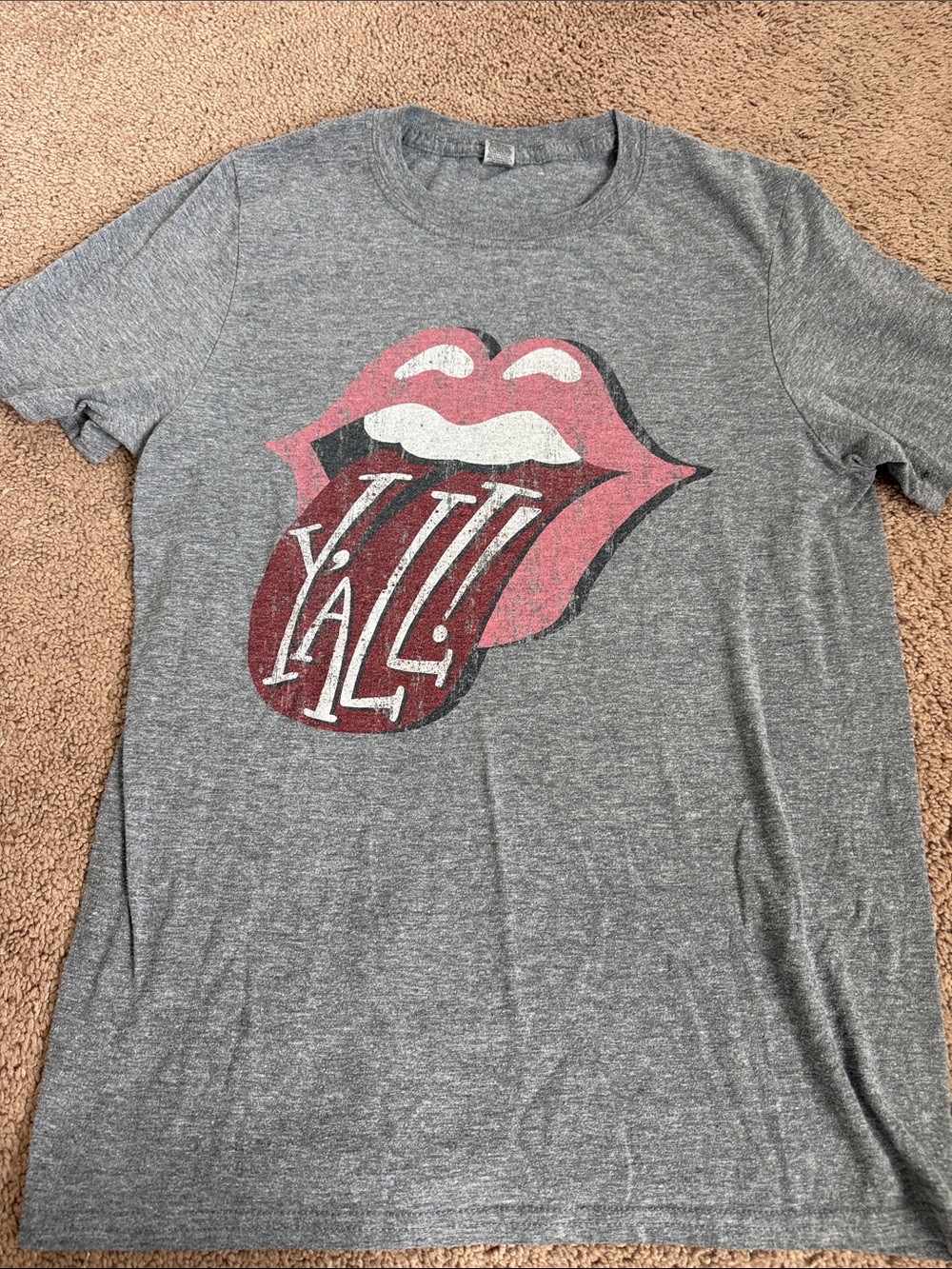 Gildan Gray Tee with Red Lips Graphic